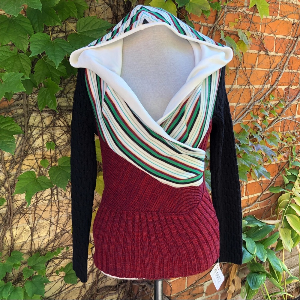 Upcycled Hooded Sweater Deep Red White Green Sustainable Embody Small
